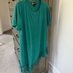 Serena Williams Green Asymmetrical Short Sleeve T-Shirt